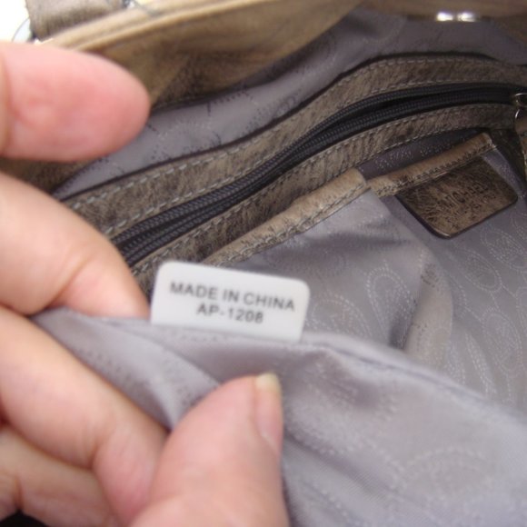 MICHAEL Kors Hamilton Studded Quilted Metallic Distressed Leather Gold/Silver - Picture 10 of 12